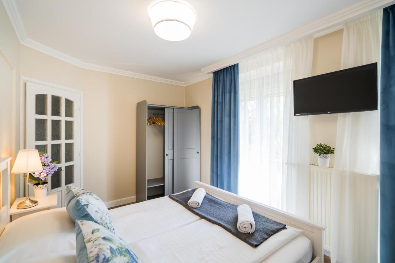 Csenge Villa Siófok Esterno foto