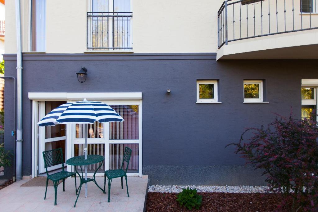 Csenge Villa Siófok Esterno foto