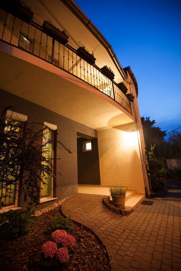 Csenge Villa Siófok Camera foto